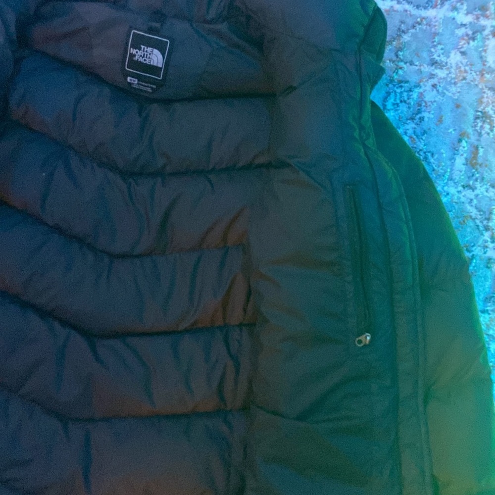 Beautiful Authentic North Face Coat. Light Weight… - image 4